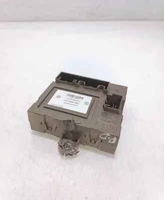 Skoda Octavia Mk2 (1Z) Door control unit/module 1K0959792 05074665 H200105B