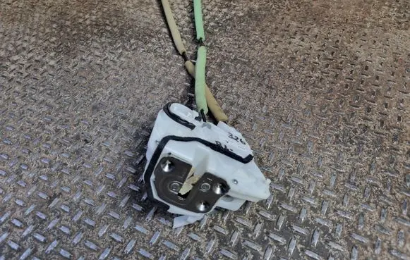 Mazda CX-5 II Rear door lock K82Q 9L06A0496