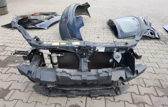Nissan Qashqai Front piece kit 