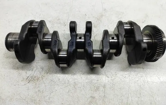 Mercedes-Benz Sprinter W906 Crankshaft 65117