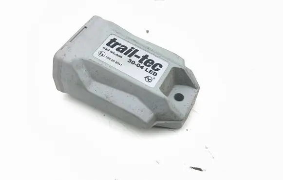 Mercedes-Benz A W169 Tow bar relay 10R058041 3004LED