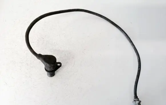 Volkswagen PASSAT B5 Crankshaft position sensor 050906433