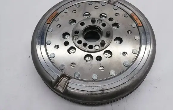 Mercedes-Benz GLA W156 X156 Flywheel A2700301500