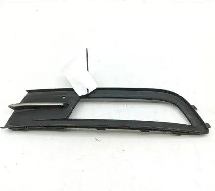 Volkswagen PASSAT B8 Front grill 3G0854661 3G0853665A