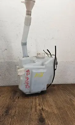 Mitsubishi ASX Windshield washer fluid reservoir/tank 