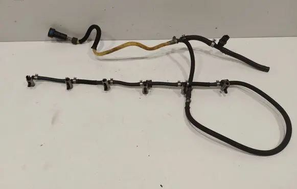 BMW X5 E70 Fuel return line/hose 7799869 7801660
