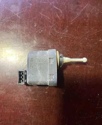 Seat Ibiza II (6k) Headlight level adjustment motor PA66GF30
