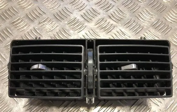 Peugeot 307 Dash center air vent grill 9634511177 A1079302 215021
