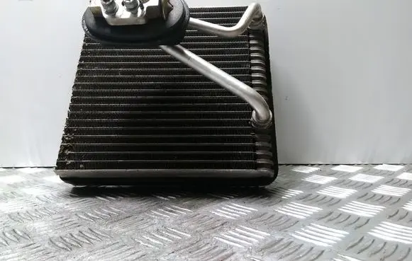 Air conditioning (A/C) radiator (interior)
