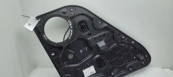 Jeep Grand Cherokee Rear window lifting mechanism without motor 04589558AA 04589463AA 05064551AB