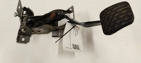 Mazda 6 Brake pedal GAGJ6A