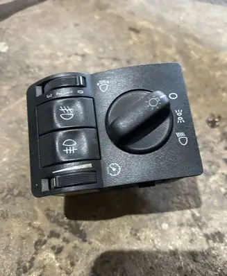Opel Zafira A Light switch 09139249