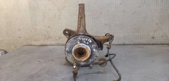 Hyundai Santa Fe Front wheel hub spindle knuckle