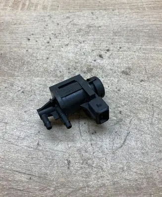 Volkswagen Caddy Vacuum valve 1H0906283