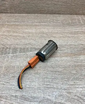 Ford Focus 12 V Socket (front) 12VSOCKET 926522 WITHPLUG