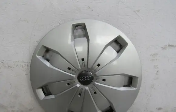 Audi Q2 - R16 wheel hub/cap/trim 81A601147