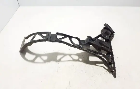 Mercedes-Benz EQE v295 Rear bumper mounting bracket A2958807202
