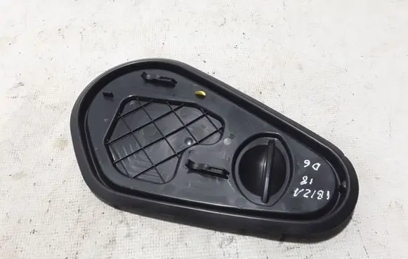 Seat Ibiza V (KJ) Other rear door trim element 6F0839916