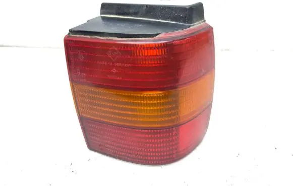 Volkswagen PASSAT B4 Rear/tail lights 3A9945112