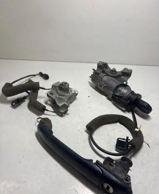 Volkswagen Sharan Ignition lock 4B0905851F