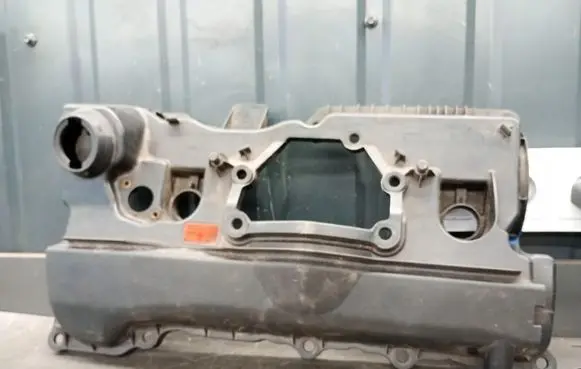 BMW 1 E81 E87 Rocker cam cover 7526670