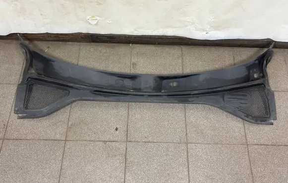 Audi A3 S3 8V Wiper trim 8V0819915