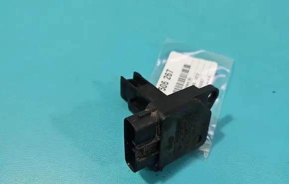 Toyota RAV 4 (XA30) Mass air flow meter 22204-30010 IMPRK1506267