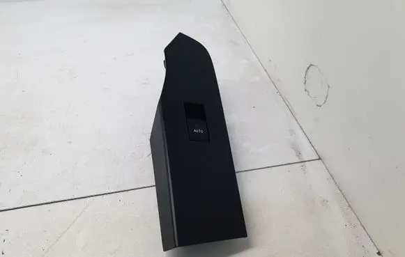Toyota Auris E180 Electric window control switch 7423102D50
