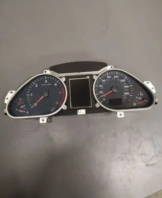 Audi Q7 4L Speedometer (instrument cluster) 4L0920981B