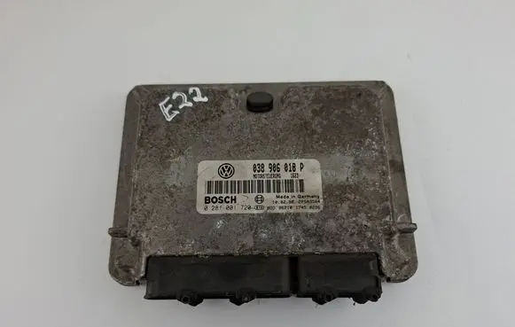 Volkswagen PASSAT B6 Engine control unit/module 038906018P 0281001720