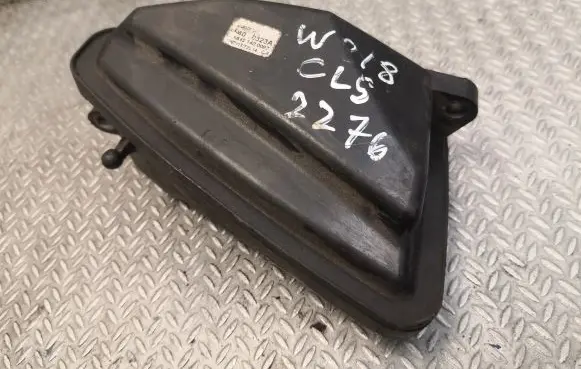 Mercedes-Benz CLS C218 X218 Intake resonator 6421400087