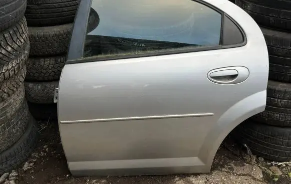 Chrysler Sebring (ST-22 - JR) Rear door 43R000271 43300027 AS623