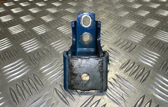 Renault Megane III Front door lower hinge 804200003R