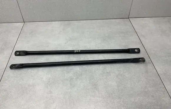 Jeep Grand Cherokee Radiator support slam panel bracket