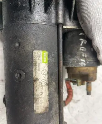 Renault Trafic II (X83) Starter motor 8200628426