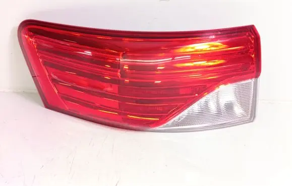 Toyota Avensis T270 Rear/tail lights 8156005290