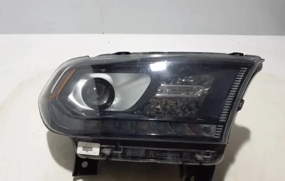 Dodge Durango Headlight/headlamp 68423852AE