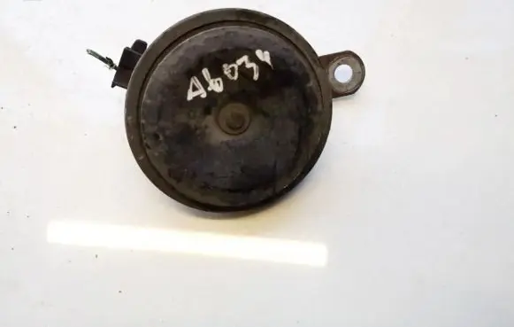 Toyota Avensis T250 Horn signal e1000208