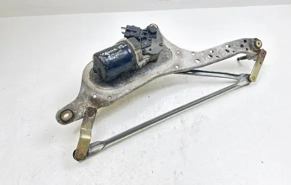 Renault Laguna II Front wiper linkage and motor 8200000525