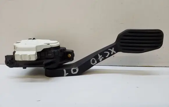Volvo XC70 Accelerator throttle pedal 9472579 E370
