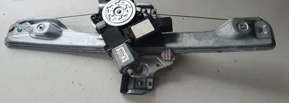 Opel Mokka Rear door window regulator motor