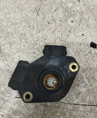 Volkswagen PASSAT B3 Throttle valve position sensor 037907385M