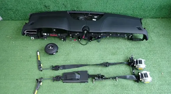 Maserati Levante Dashboard AA11000A