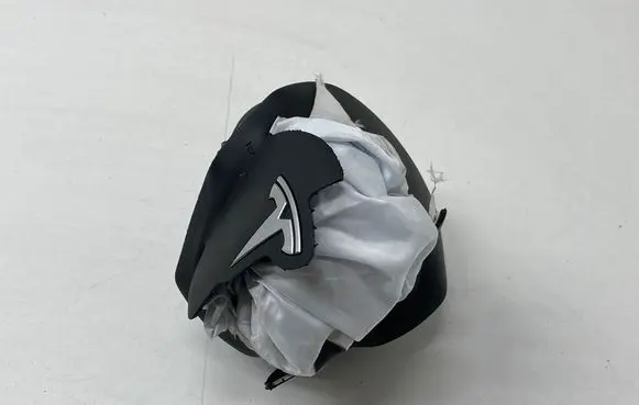 Tesla Model 3 Steering wheel airbag 2211221625
