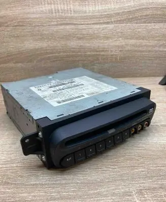Chrysler Voyager Radio/CD/DVD/GPS head unit 05166349AE