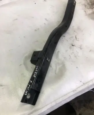 Ford Focus Other under body part Jx61a101d49af