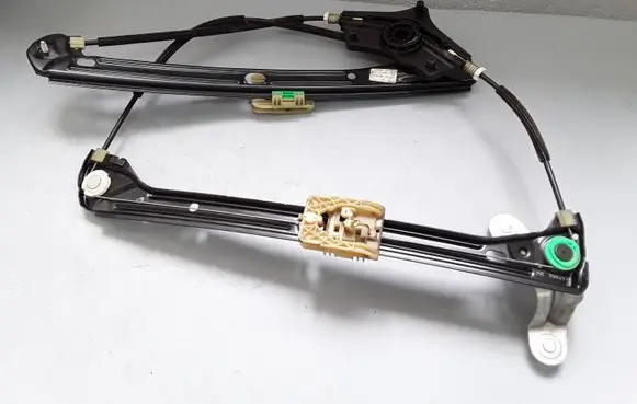 Volkswagen Golf VII Front window lifting mechanism without motor 5G4837461H C03532105