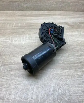 Renault Scenic I Wiper motor 1395106