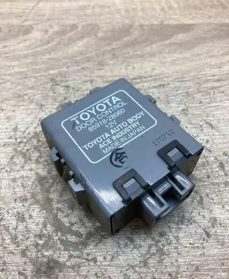 Toyota Previa (XR30, XR40) II Door control unit/module 8591828060