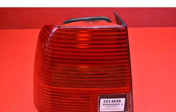 Volkswagen PASSAT B5 Rear/tail lights